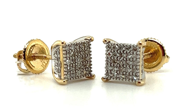 Yellow 10 Karat Gold 0.25 Carats Diamond Stud Earrings