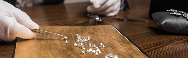 Loose diamonds on a table