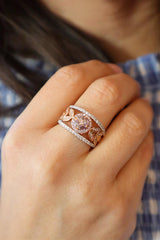Elegant & Trendy 18K White & Rosé Gold 1.06 Carats Pinkish Brown & White Diamond Dinner Ring