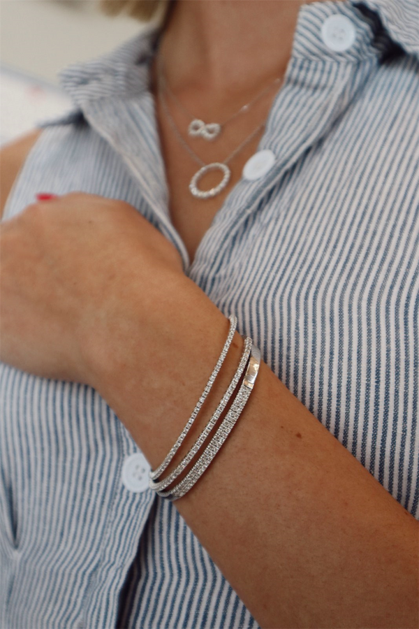 Sophisticated & Timeless Diamond Bracelets 14K Gold White & Titanium Flex Bangle Bracelet - 0.98 CTW, Size 6 Inch