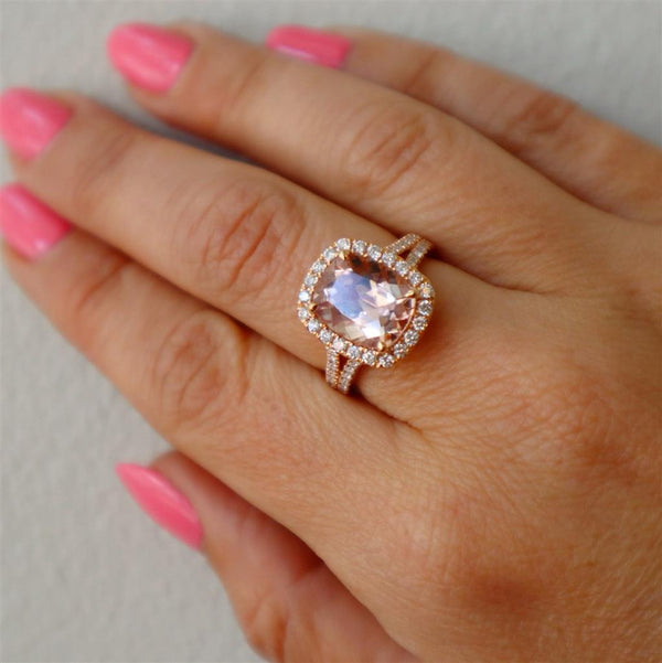 Bold & Elegant 18K Rosé Gold Cushion Cut 3.80 Carats Morganite & 0.75 Carats Diamond Halo Ring