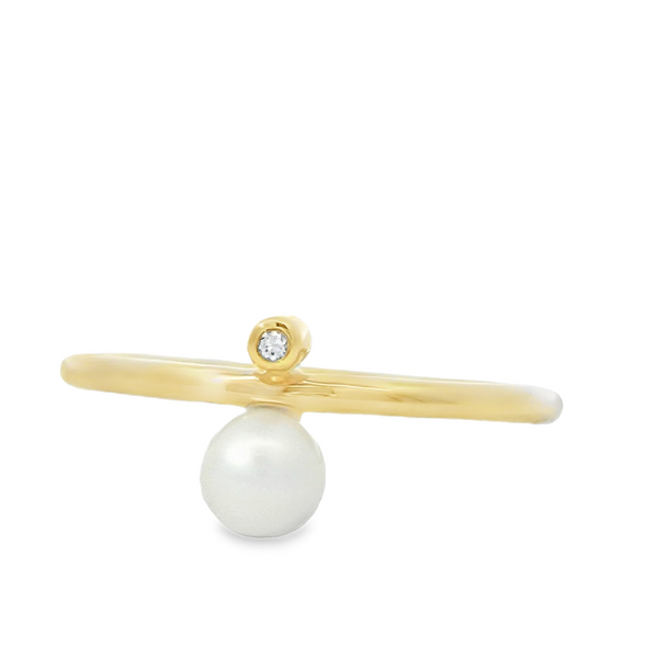 Yellow 14 Karat Gold Cultured Pearl & 0.01 Carats Diamond Fashion Ring