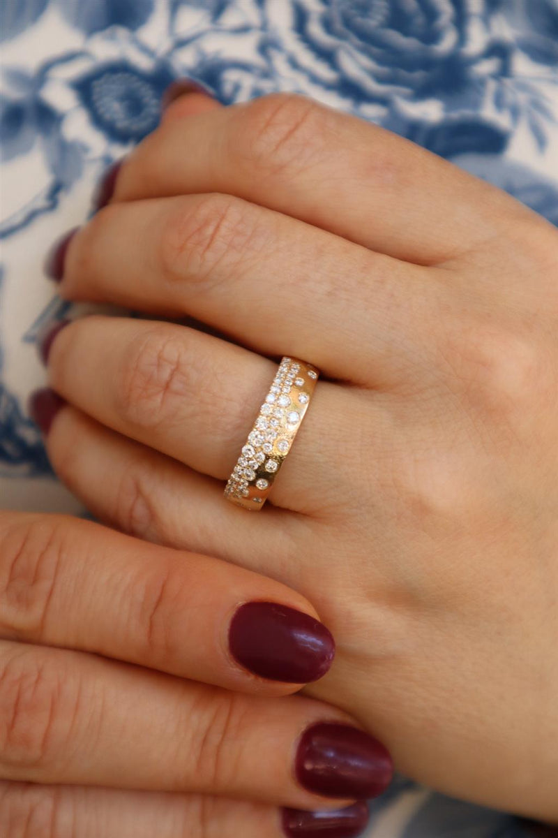 Elegant & Trendy Satin Finish 14K Yellow Gold 0.52 Carats Diamond Scatter Band