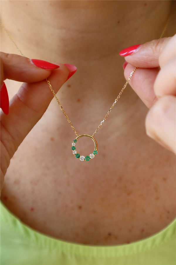 Vibrant Colored Stone Necklaces 18K Gold Yellow 0.21 Carats Emerald & 1.18 Carats Diamond Circle Pendant Necklace, 18 Inch