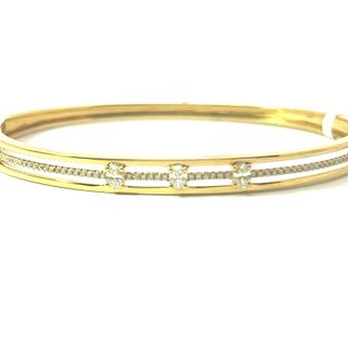 Yellow 18 Karat Gold 0.55 Carats Diamond Bangle Bracelet