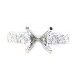 Elegant Diamond Mountings 18K White Gold 0.97 Carats Diamond Semi Mount For 1.5 Carats Round Center Gemstone