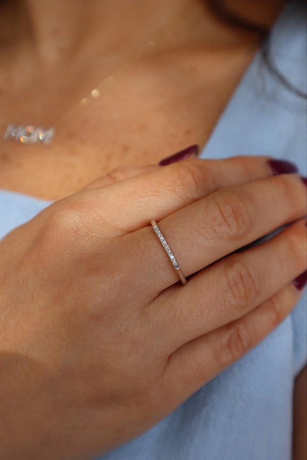 Elegant & Trendy 14K White Gold 0.06 Carats Diamond Stack Band