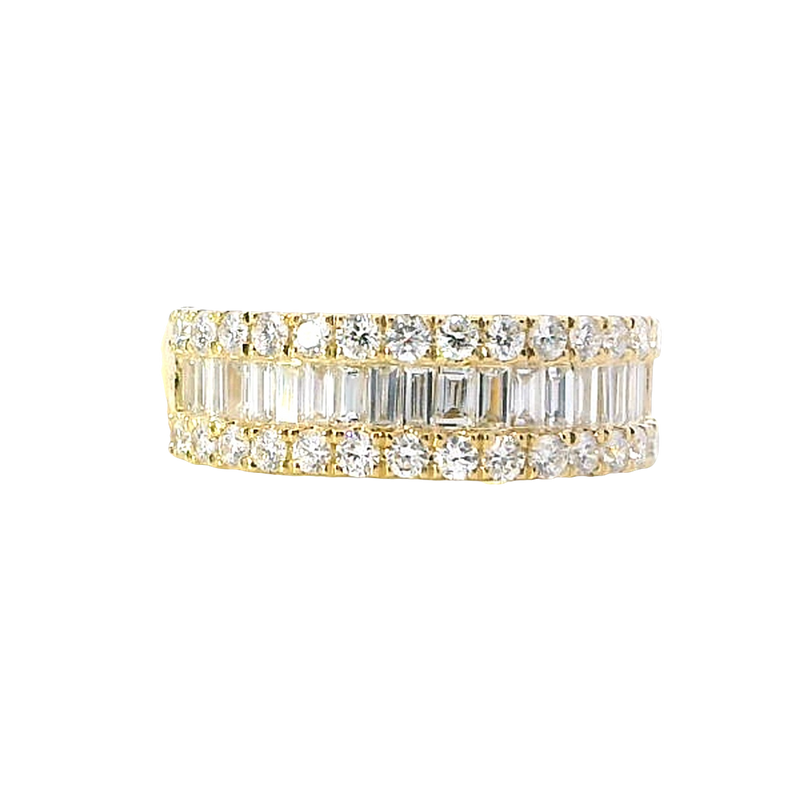 Elegant Diamond Bands 18K Yellow Gold 1.23 Carat Baguette & Round Diamond Band