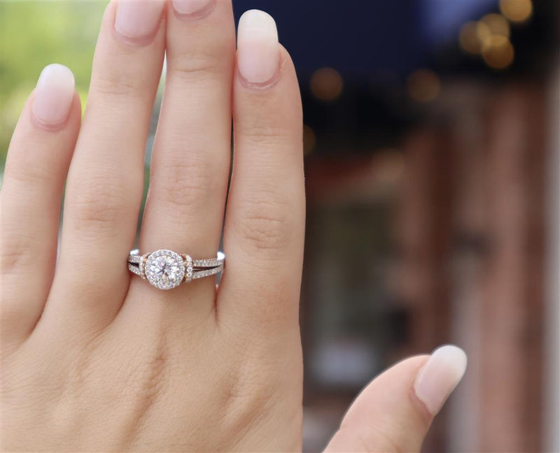 Two-Toned 14 Karat Gold 1.2 Carats Diamond Halo Semi-Mount Engagement Ring