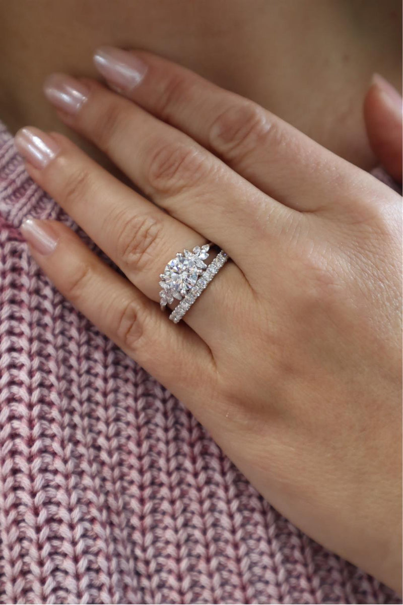Elegant Diamond Bands 14K Gold White Anniversary 0.53 Carats Diamond Anniversary Band