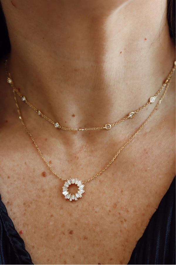 Elegant Diamond Necklaces 18K Gold Yellow 0.65 Carats Baguette Diamond Circle Pendant Necklace - 18 Inch
