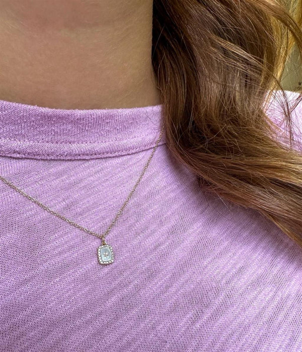 Yellow 14 Karat Gold 0.27 Carats Mother Of Pearl & 0.07 Carats Diamond Drop Necklace