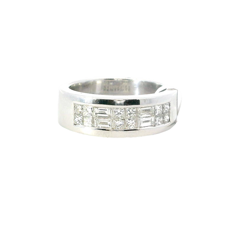 Elegant & Trendy 18K White Gold Channel Set Baguette & Princess Cut 0.84 Carat Diamond Ring