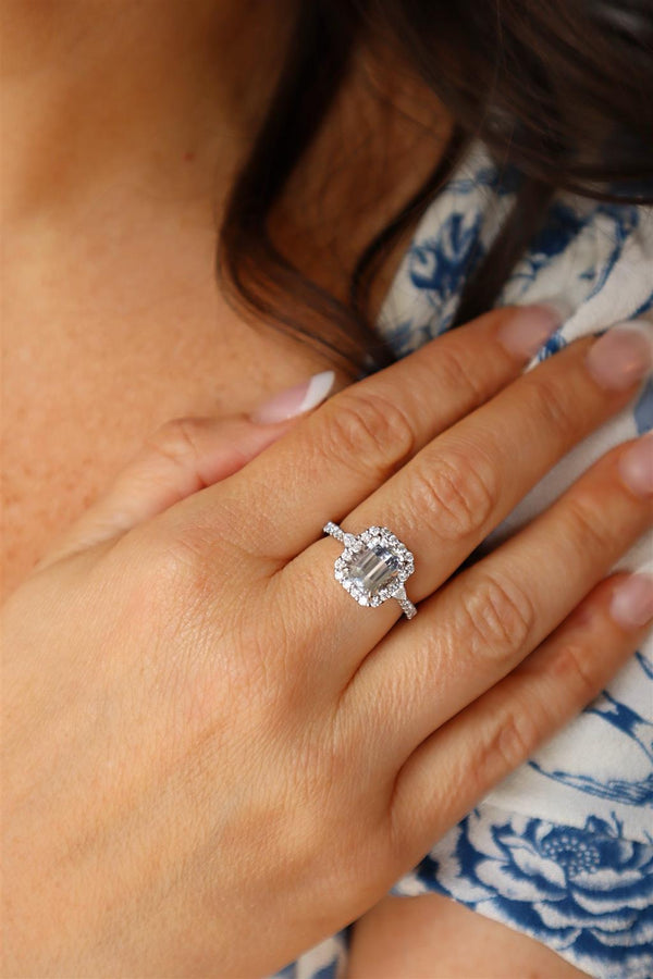 Bold & Elegant 18K White Gold 2.98 Carats White Sapphire & 0.61 Carats Diamond Halo Ring