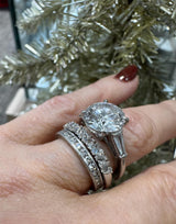 Elegant Diamond Bands 14K Gold White Stackable 0.33 Carats Diamond Anniversary Band