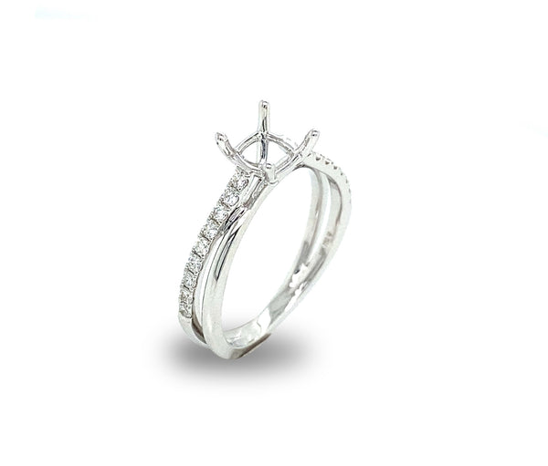 White 18 Karat Gold 0.27 Carats Diamond Cushion Engagement Ring