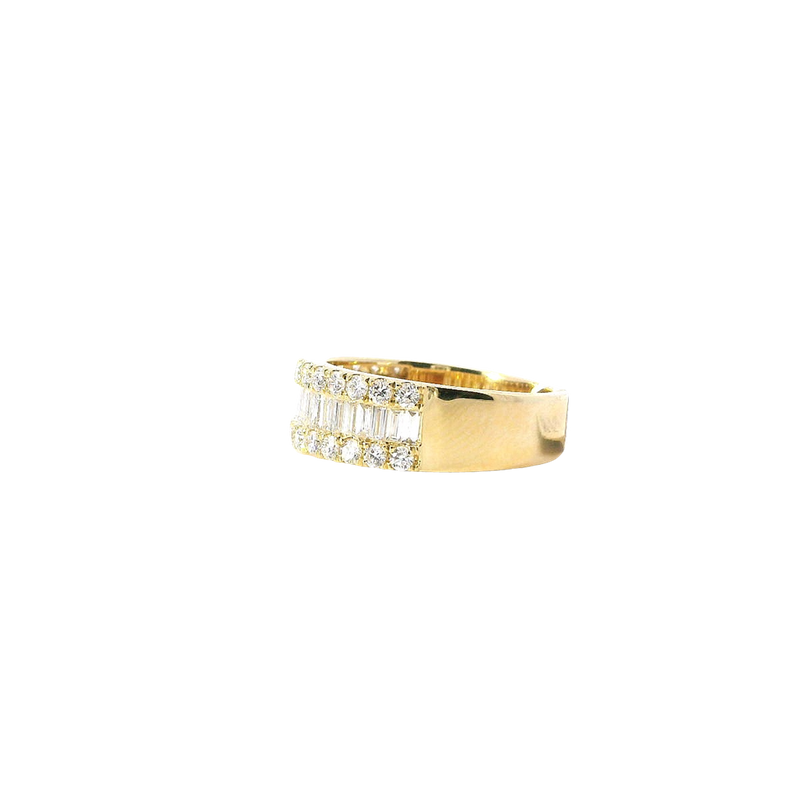 Elegant Diamond Bands 18K Yellow Gold 1.23 Carat Baguette & Round Diamond Band