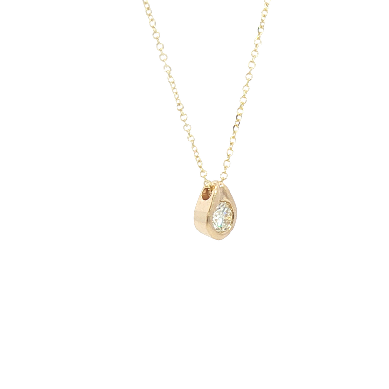 Elegant Diamond Necklaces 14K Yellow Gold 0.20 Carats Diamond Solitaire Necklace - 18 Inch