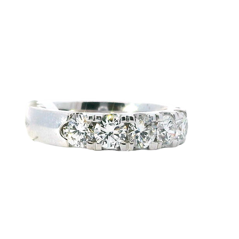 Elegant Diamond Bands 18K White Gold 1.83 Carat Diamond 7 Stone Band