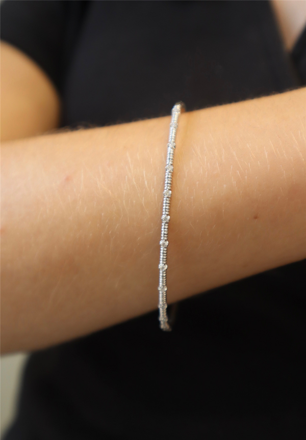 Sophisticated & Timeless Diamond Bracelets 14K Gold White 0.18 Carats Diamond Flex Bangle Bracelet - 0.18 CTW, Size 6.75 Inch