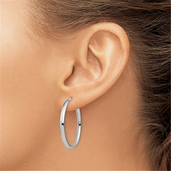 Elegant Precious Metal Earrings 14K Gold White Medium 23x34mm Oval Hoop Earrings