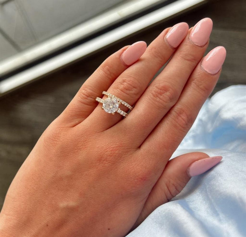 White 14 Karat Gold Carats Oval Diamond Halo Engagement Ring