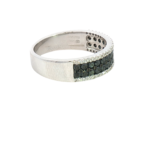 Elegant & Trendy 14K White Gold 0.94 Carats Black & White Diamond Band