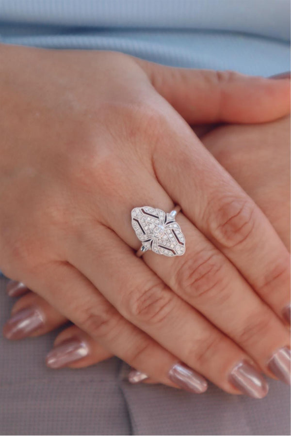 18K White Gold Vintage Milgrain Diamond Fashion Ring, 0.36ct Round Diamonds