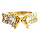 Elegant Diamond Mountings 18K Yellow Gold Baguette & Round Cut 0.78 Carats Diamond Semi Mount Ring For A Round Cut 2.0 Carats Gemstone