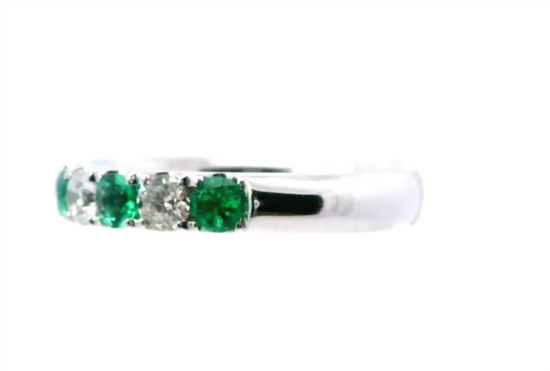 18K White Gold Diamond & Emerald Band, 0.47ct Round Diamonds & Round Emeralds, F/G Color, VS2 Clarity