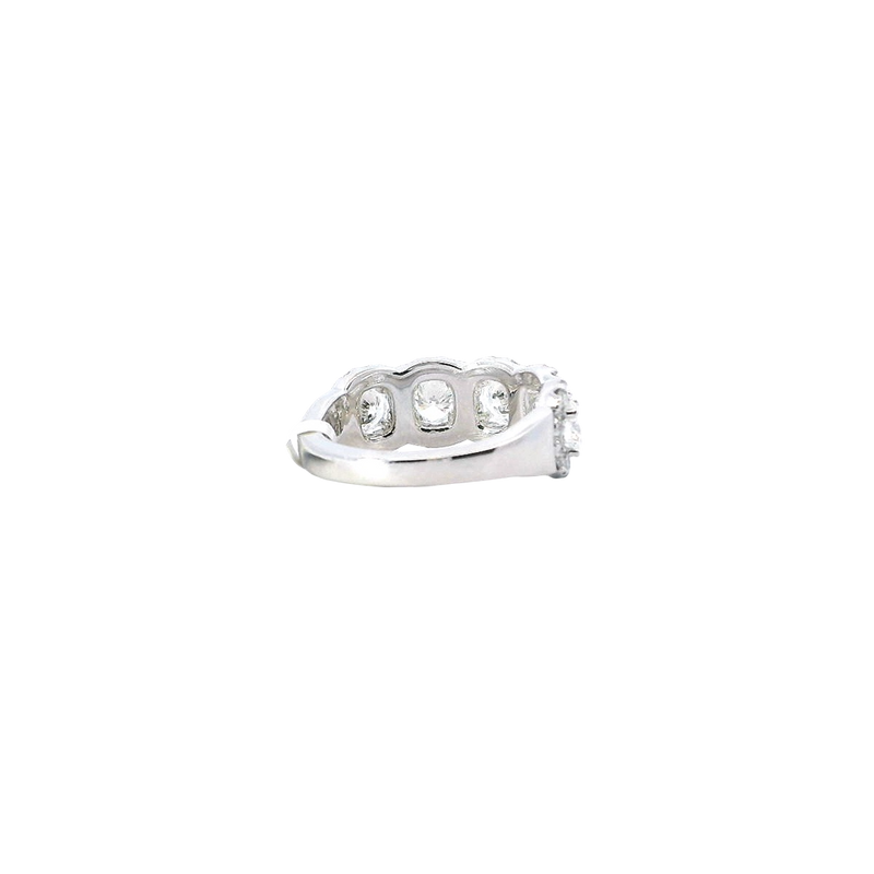 Elegant & Trendy 18K White Gold 2.06 Carats Diamond Halo Band