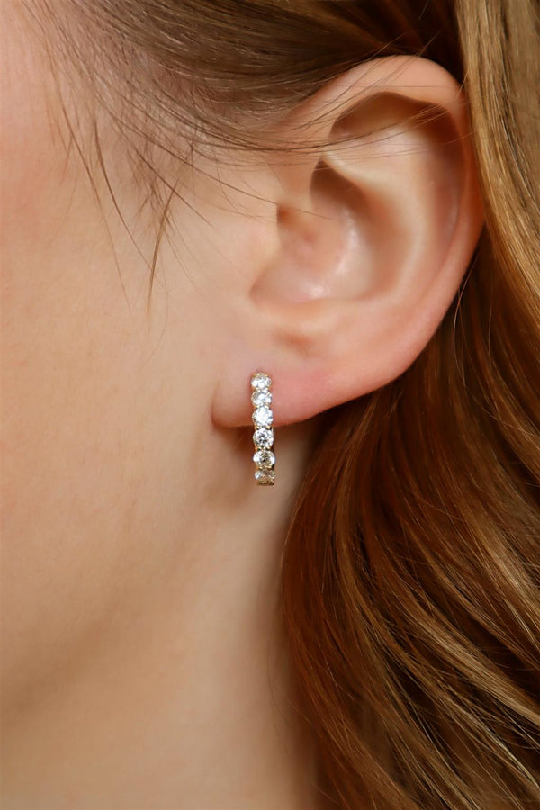 Classic & Contemporary 14K Yellow Gold 0.98 Carat Diamond Medium Hoop Earrings