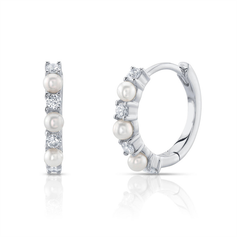 White 14 Karat Gold 0.14 Carats Diamond & Pearl Huggie Earrings