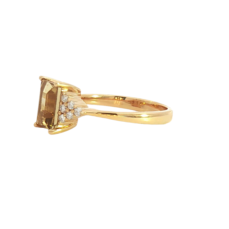 Bold & Elegant 18K Yellow Gold Emerald Cut 1.62 Carats Yellow Beryl & 0.17 Carats Diamond Ring