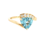 Bold & Elegant 18K Yellow Gold Trillion Cut 1.83 Carats Aquamarine & 0.14 Carats Diamond Ring