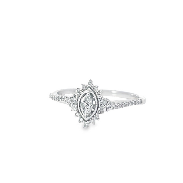 White 10 Karat Gold 1/5 Carats Diamond Halo Engagement Ring