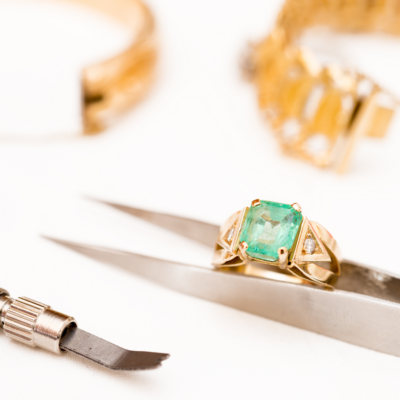 Jewelry repair services